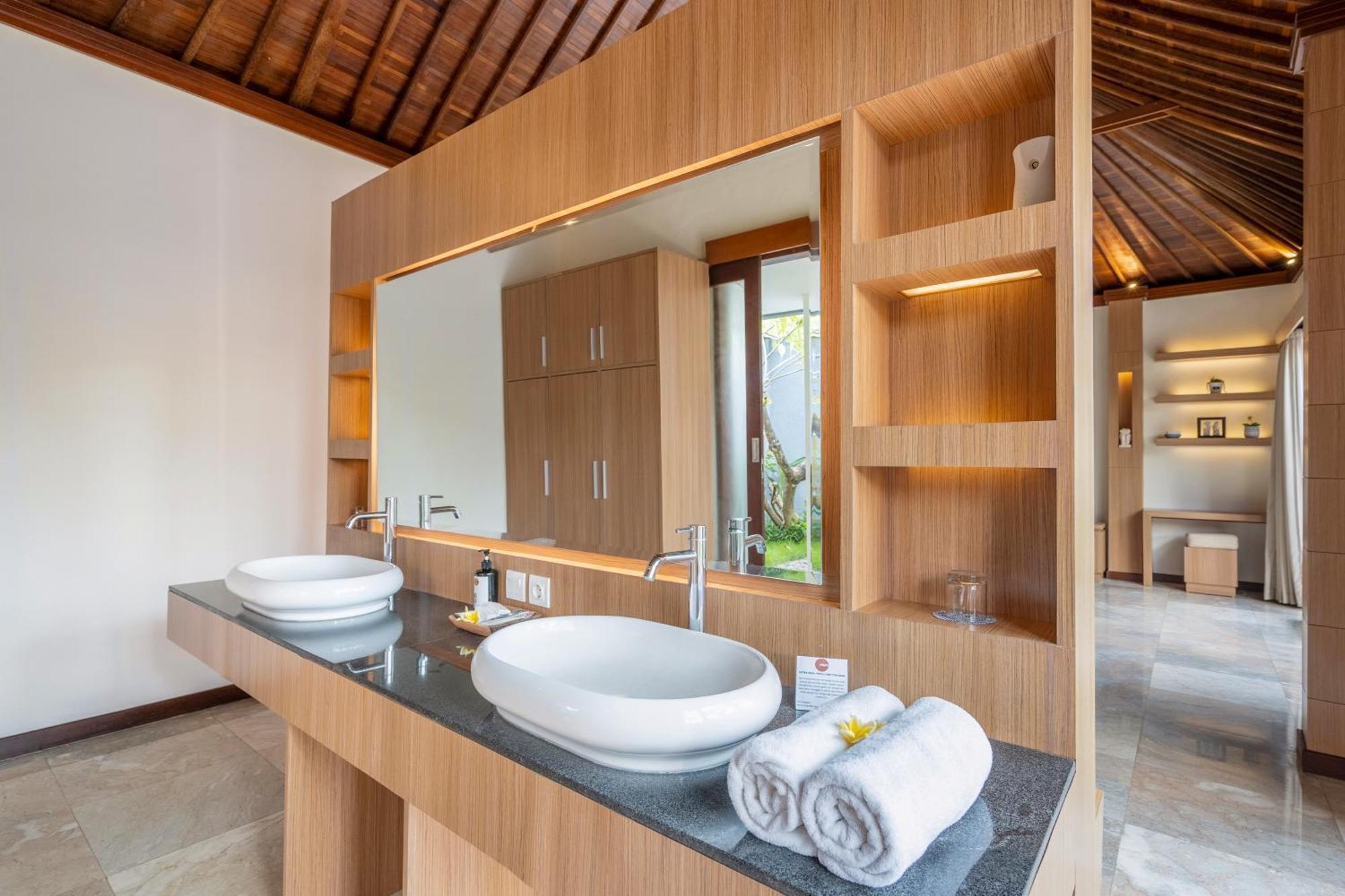 Kings Villas Sanur By Moria 丹帕沙 外观 照片